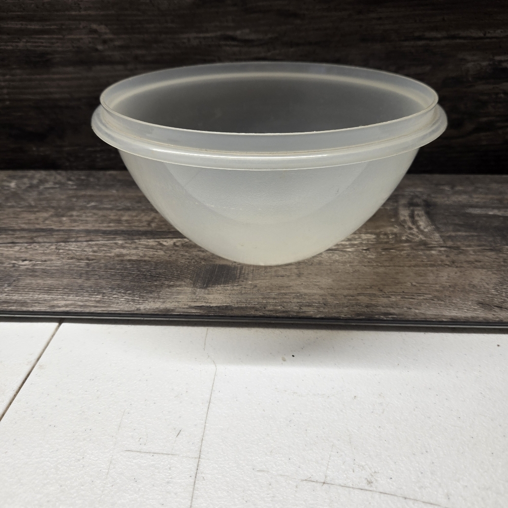 Tupperware Bowl 2 Quart # 236-17 Clear No Lid‎ Vintage Vtg